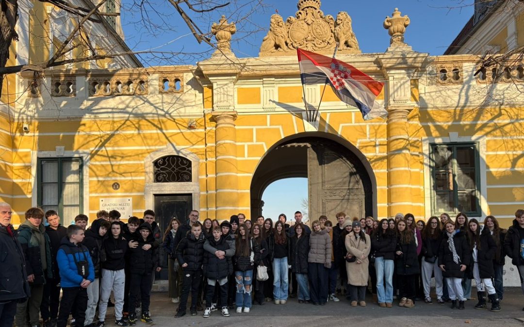 OSMAŠI POSJETILI VUKOVAR